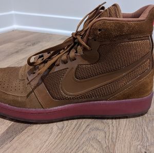 Nike Sweeper High Tops Size 12